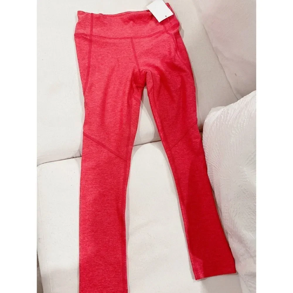 NWOT Outdoor Voices 3/4 Warm up legging in pink